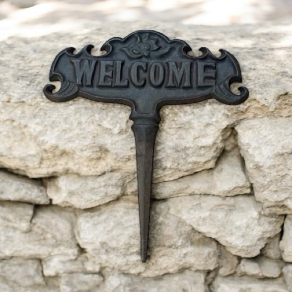 Rustic Cast Iron Welcome Sign - Picture 2 of 5